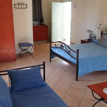 ベッド・アンド・ブレックファスト Kalya Kamári