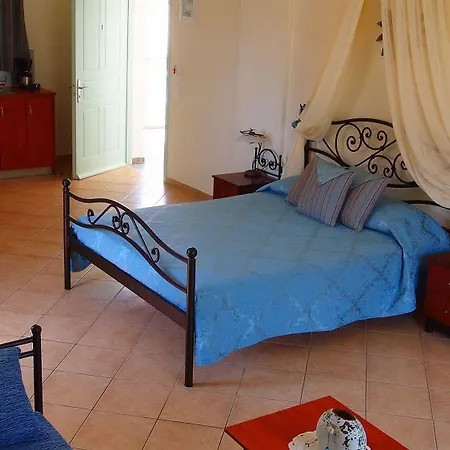 Kalya Bed & Breakfast 3*