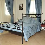 Oda ve Kahvaltı Kalya 4*